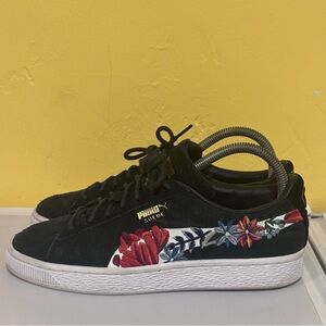 Puma Suede Sneakers Women’s Size 7.5 Black Floral Embroidery